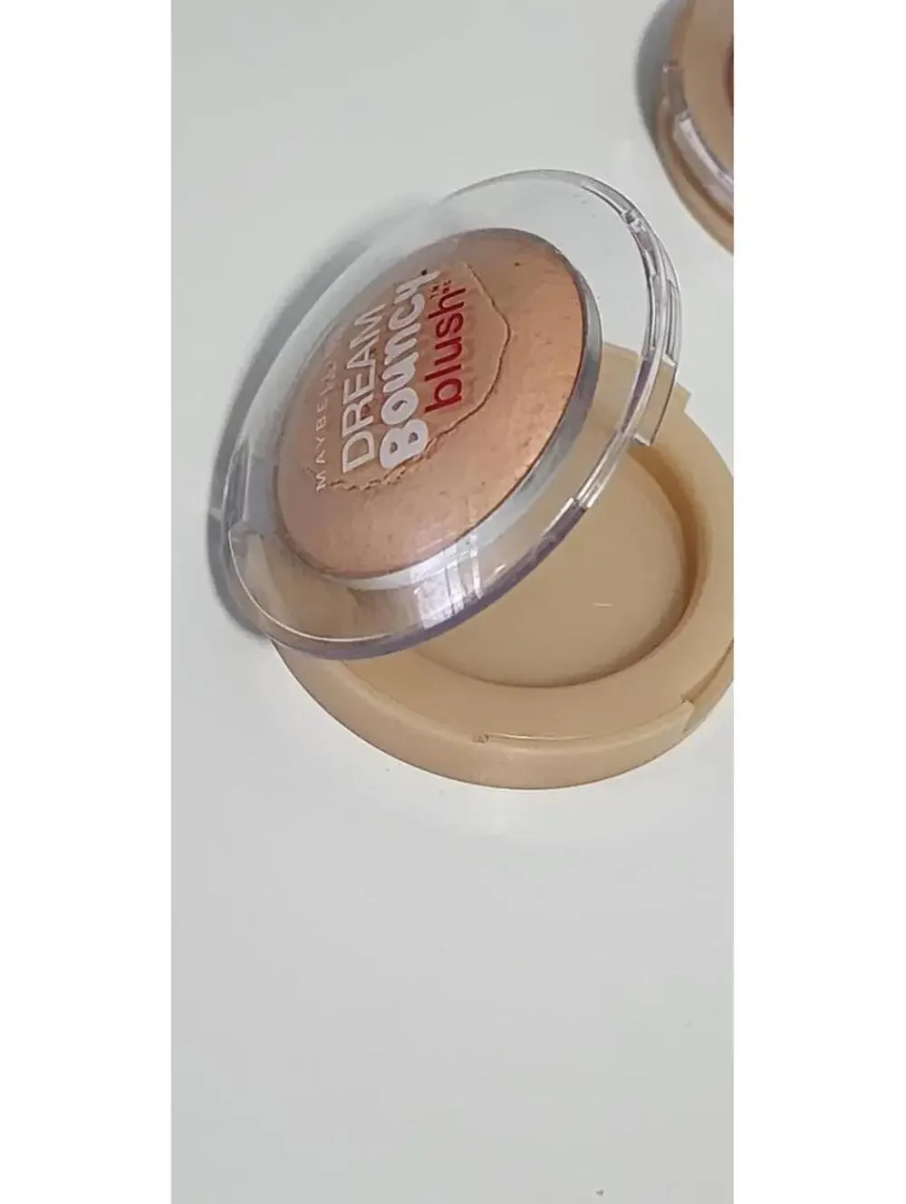 1- #20 Peach Satin Maybelline Dream Bouncy Blush
